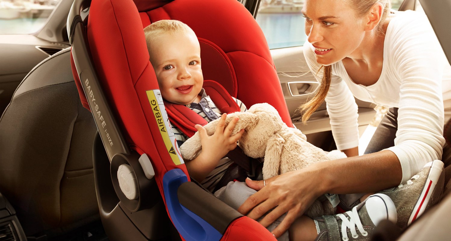 SEAT Leon Sportstourer estate family car hatchback baby seat – SEAT Leon Sportourer ST Accessories