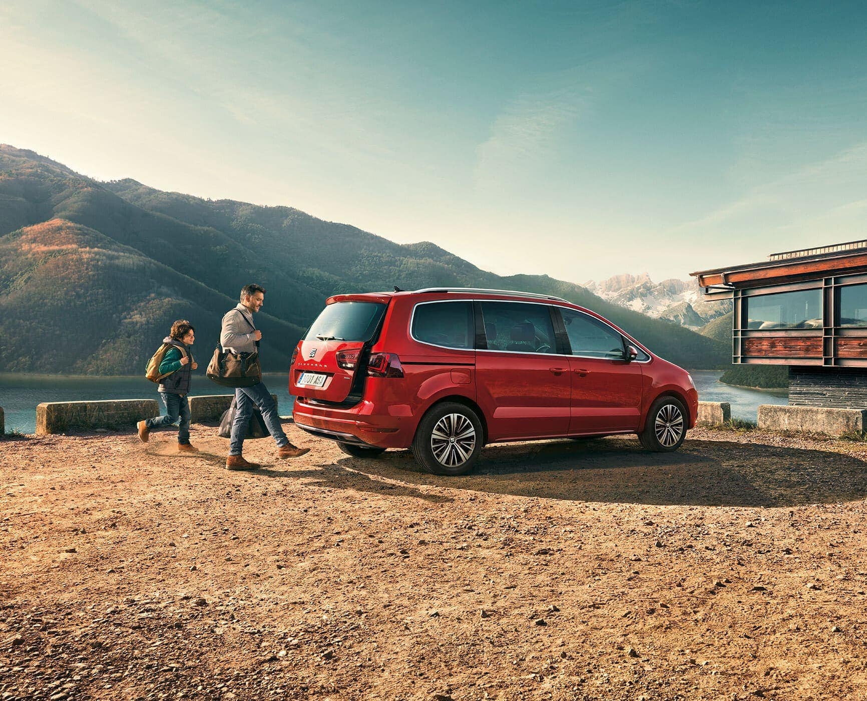 SEAT Alhambra back hands free door