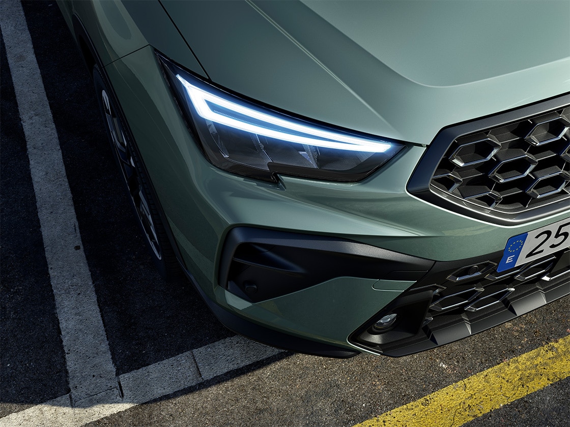 „SEAT Arona“ priekinis žibintas su Full LED šviesomis (vaizdas iš arti)