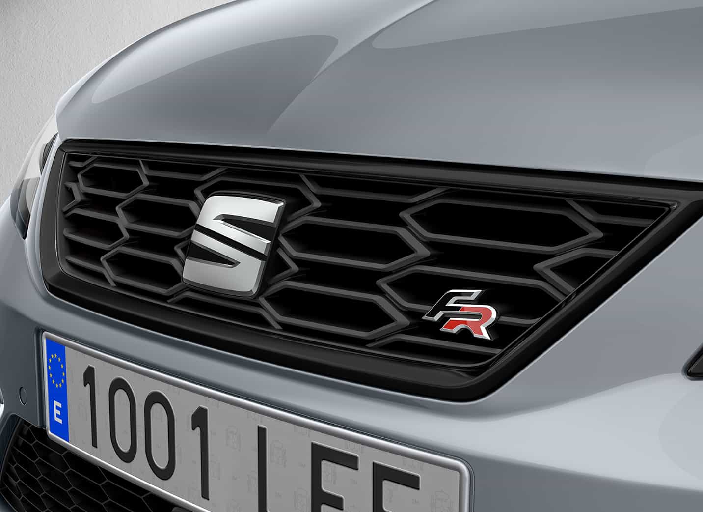 SEAT Leon 5D FR Black Matt Edition Black front grille frame