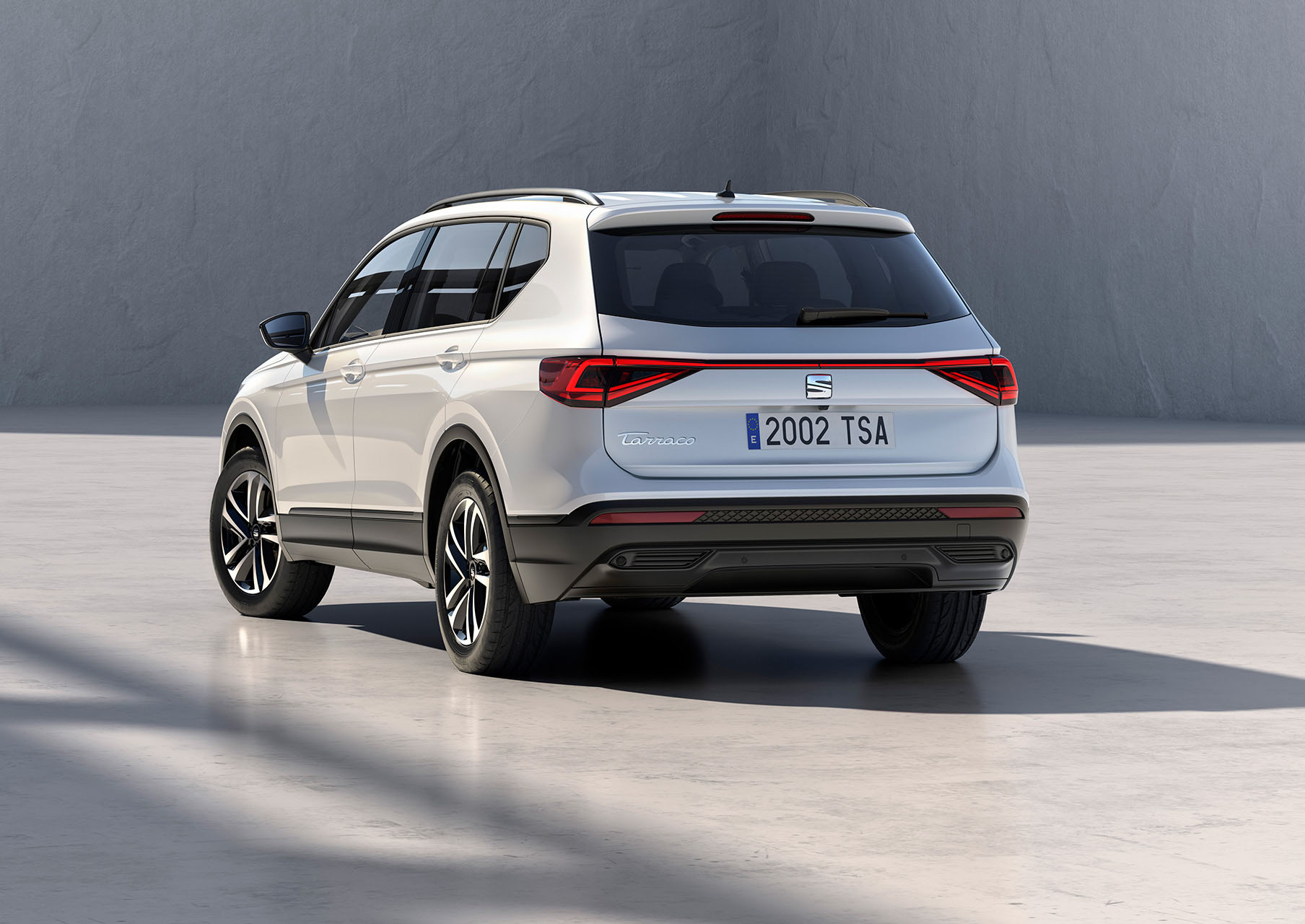 SEAT Tarraco vaizdas iš galo 